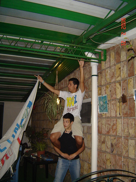 Poniendo la bandera